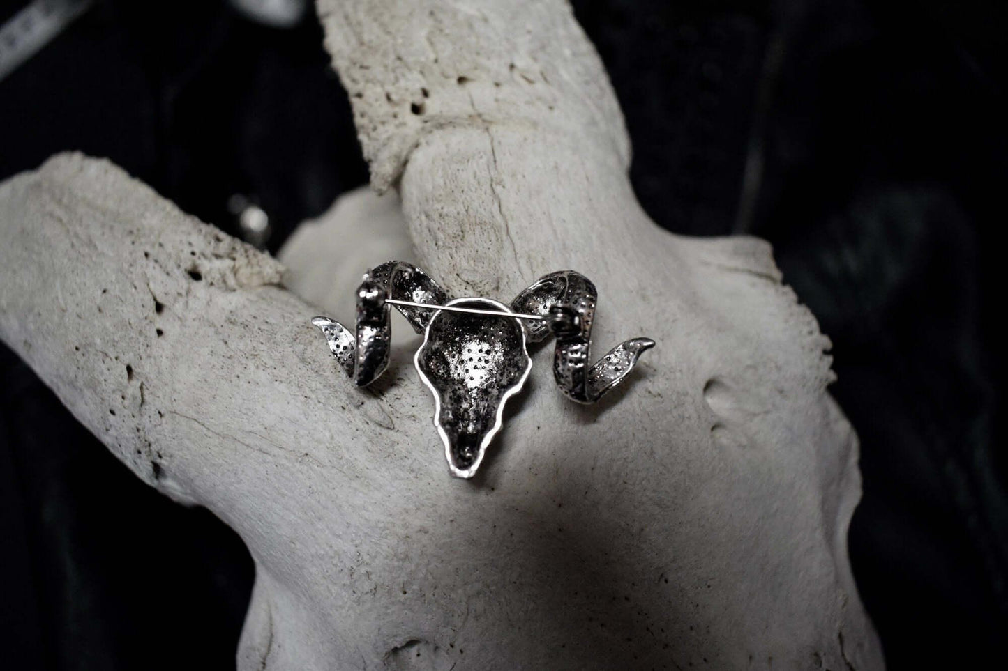 Baphomet goat head pin ⇹ Satanic Goat Black metal pin - pentagram occult pin - Skull horns pin - Finedaytodie